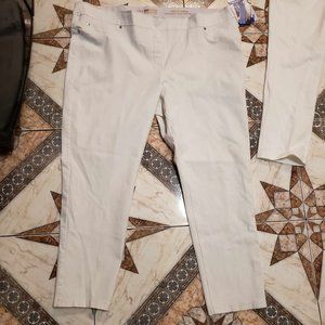 New with Tags 3X Nygard White Stretch Jeans!